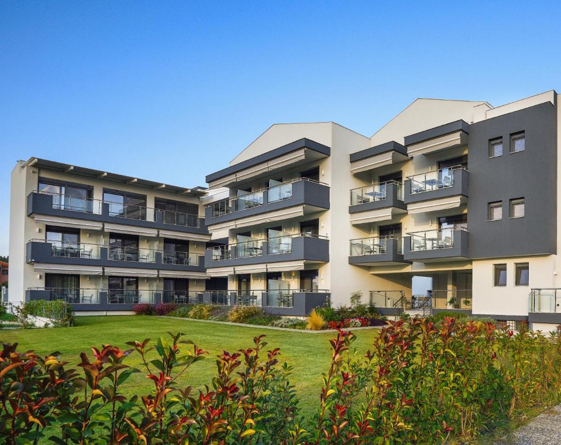 Botanica Luxury Suites Neos Marmaras Exterior photo