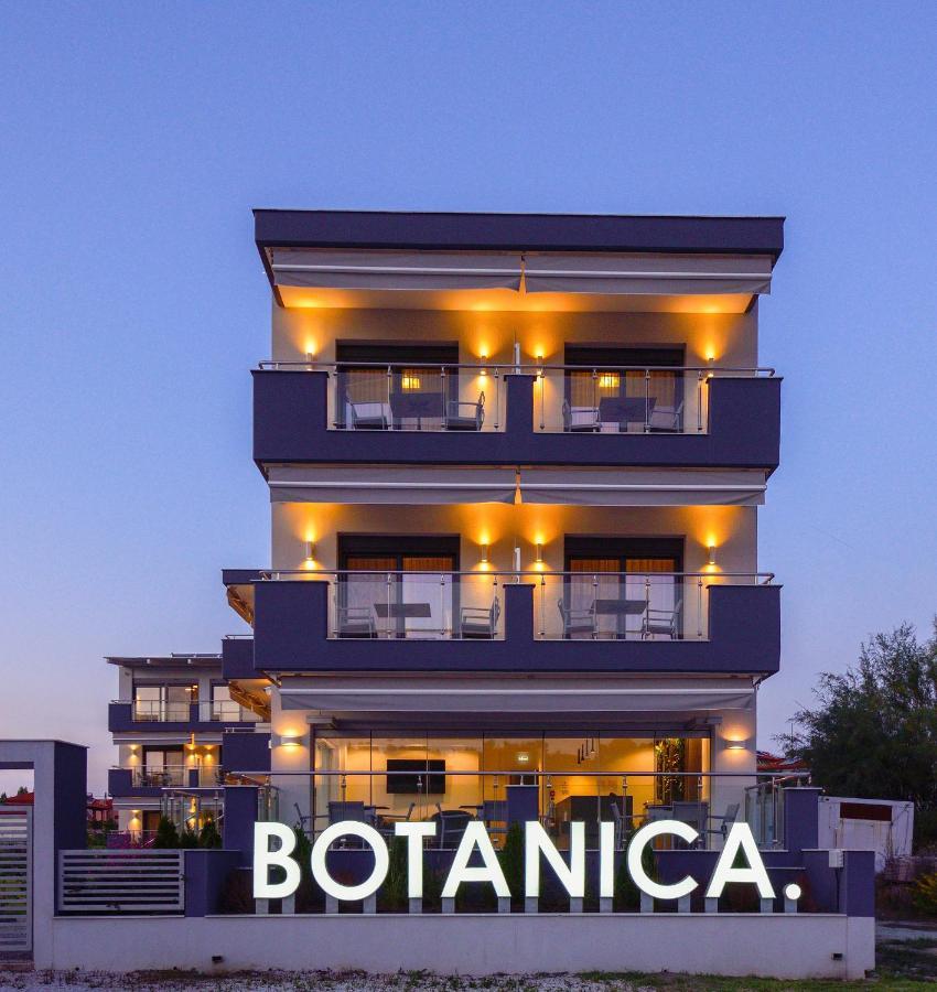 Botanica Luxury Suites Neos Marmaras Exterior photo