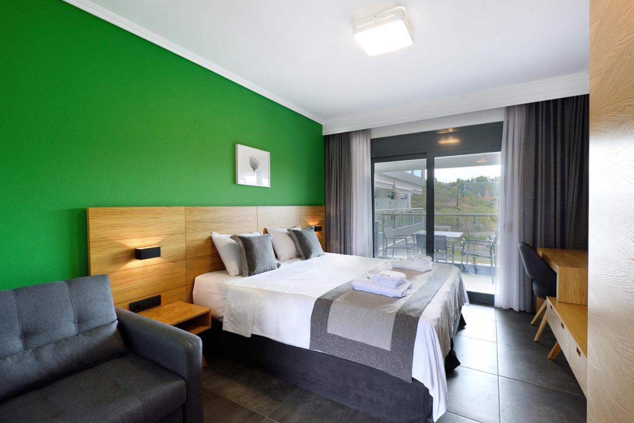 Botanica Luxury Suites Neos Marmaras Exterior photo