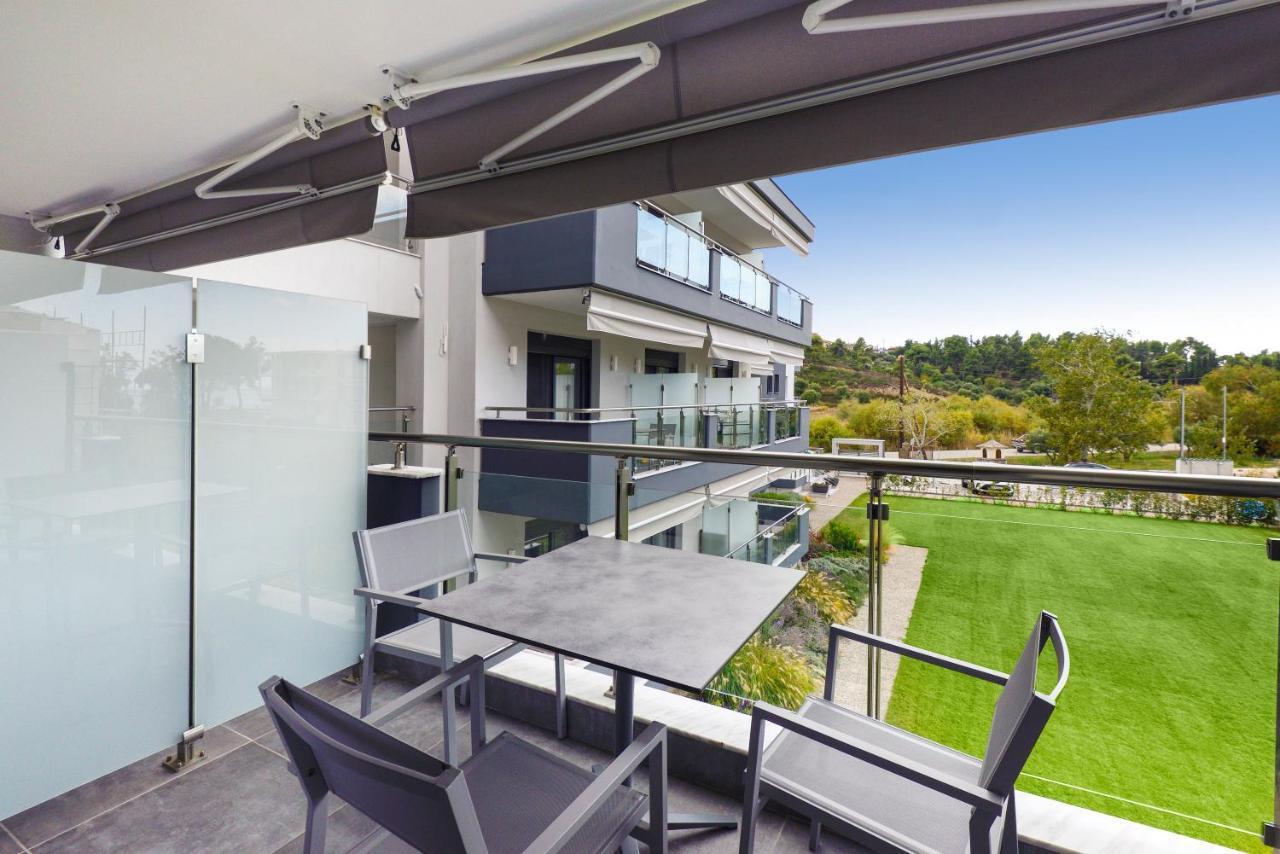 Botanica Luxury Suites Neos Marmaras Exterior photo