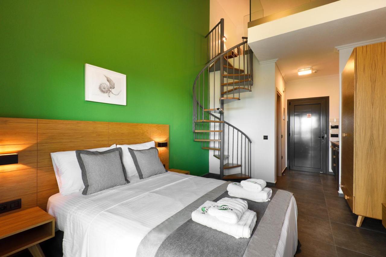 Botanica Luxury Suites Neos Marmaras Exterior photo
