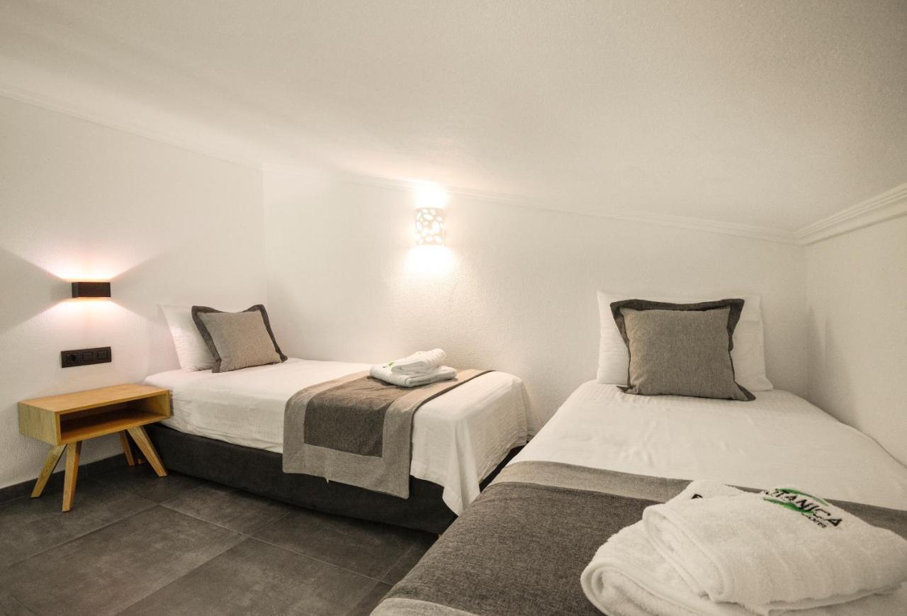 Botanica Luxury Suites Neos Marmaras Exterior photo