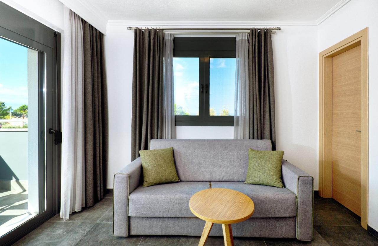 Botanica Luxury Suites Neos Marmaras Exterior photo